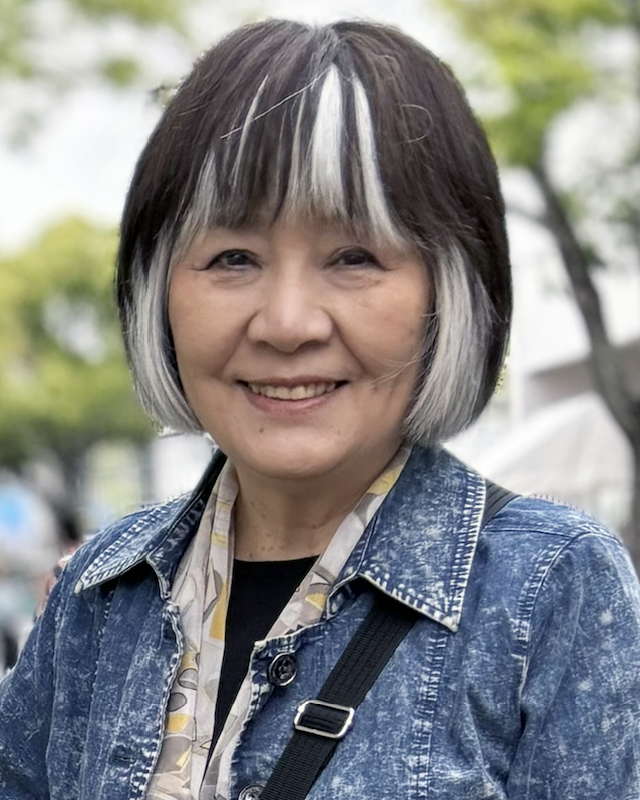 里中 満智子