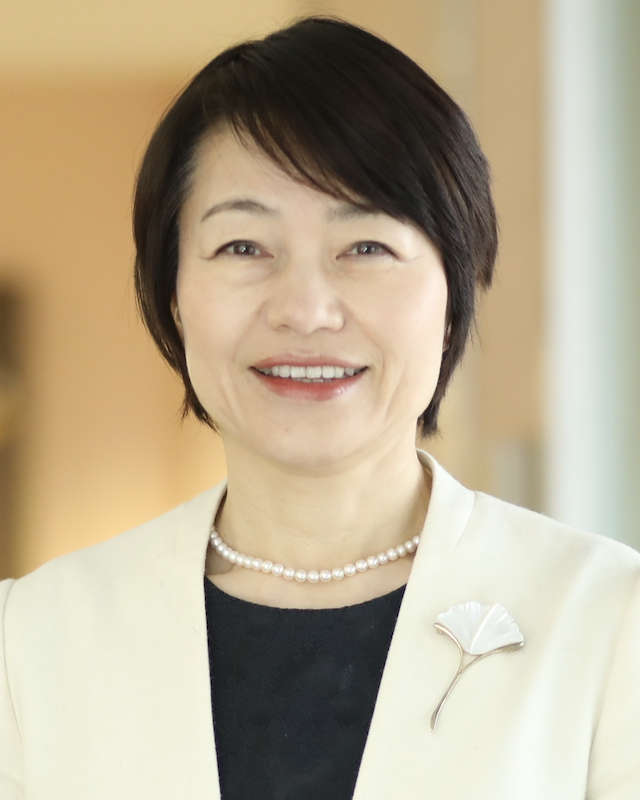 漆 紫穂子