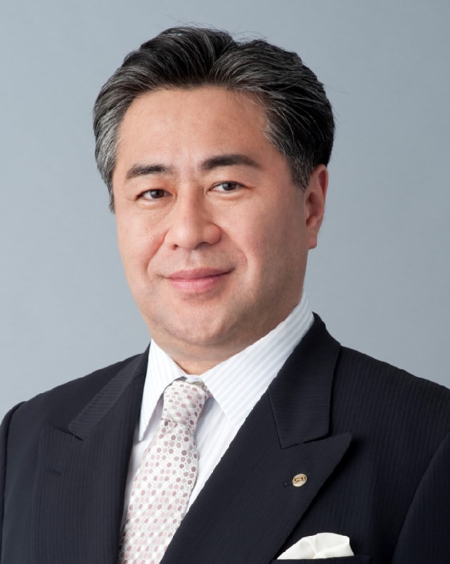 田中 英成
